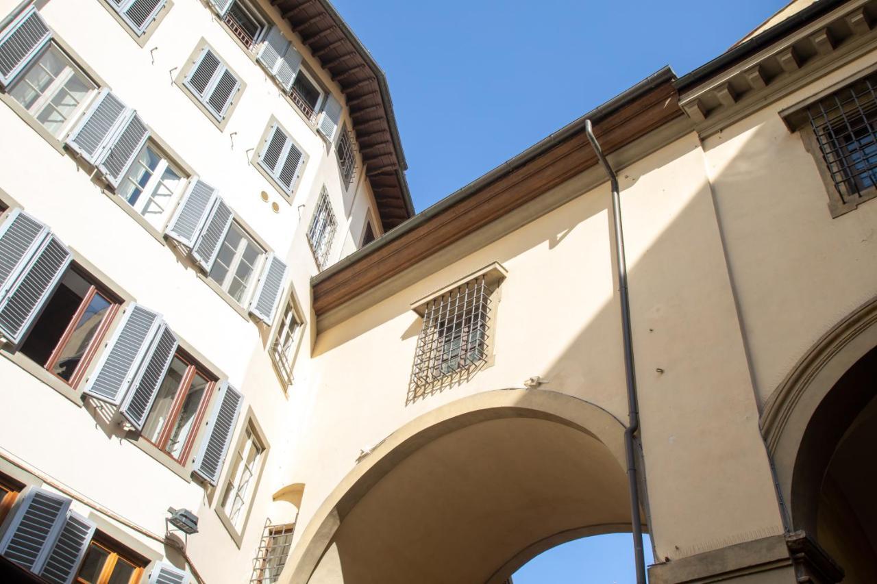 Boutique Ponte Vecchio Florencia